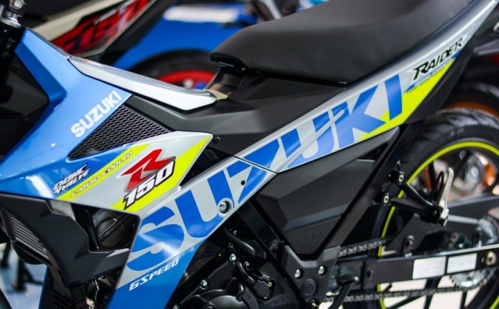 Suzuki - 06Suzuki - 06